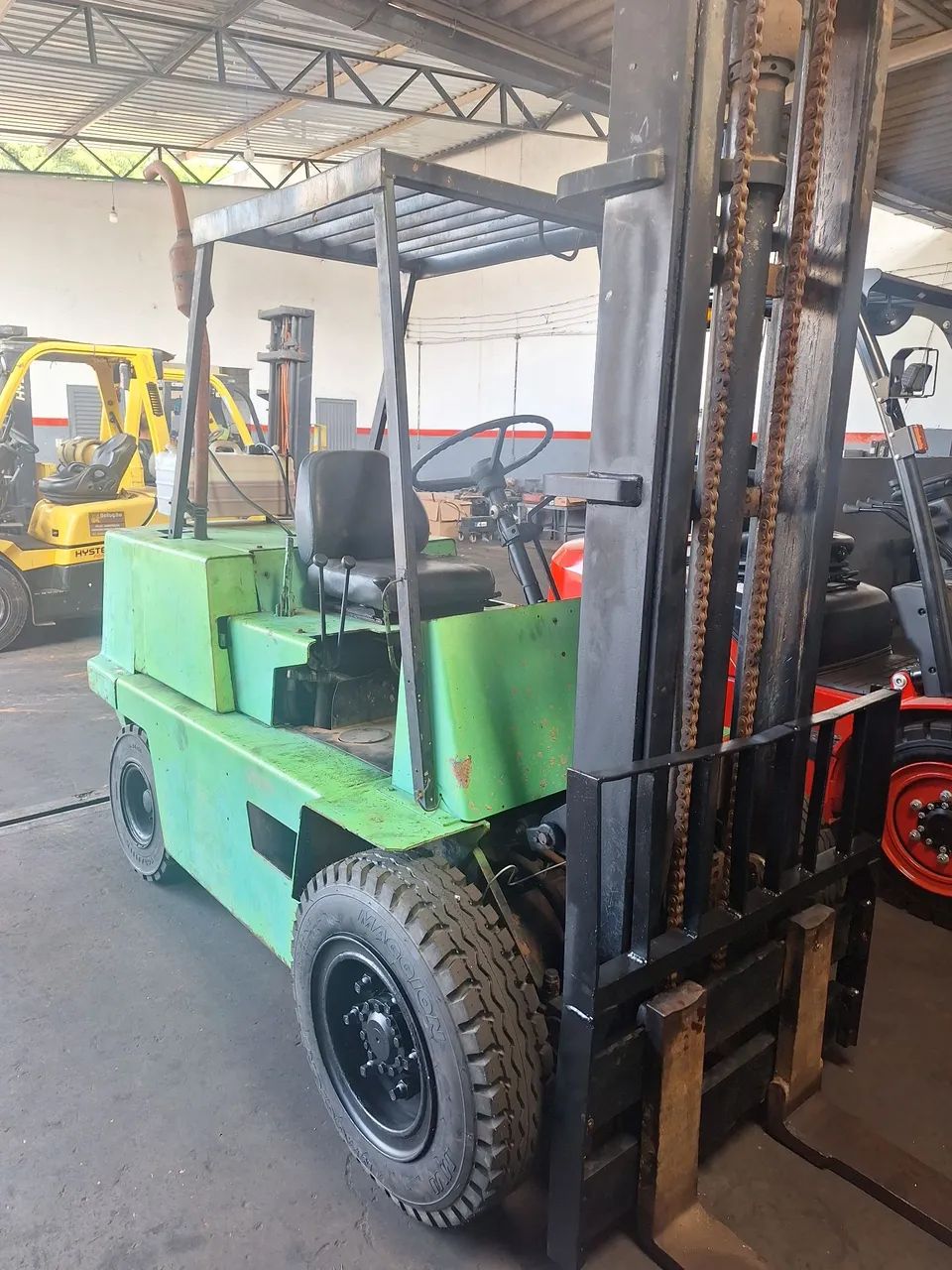 Empilhadeira Clark C 300 diesel