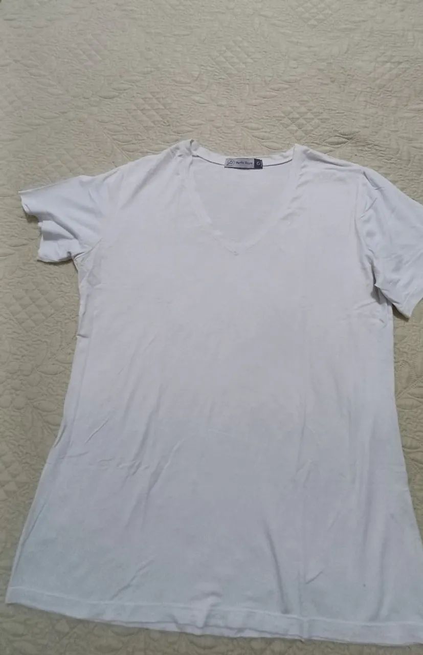 4 Blusas GG Femininas - Venda em Lote - Foto 5