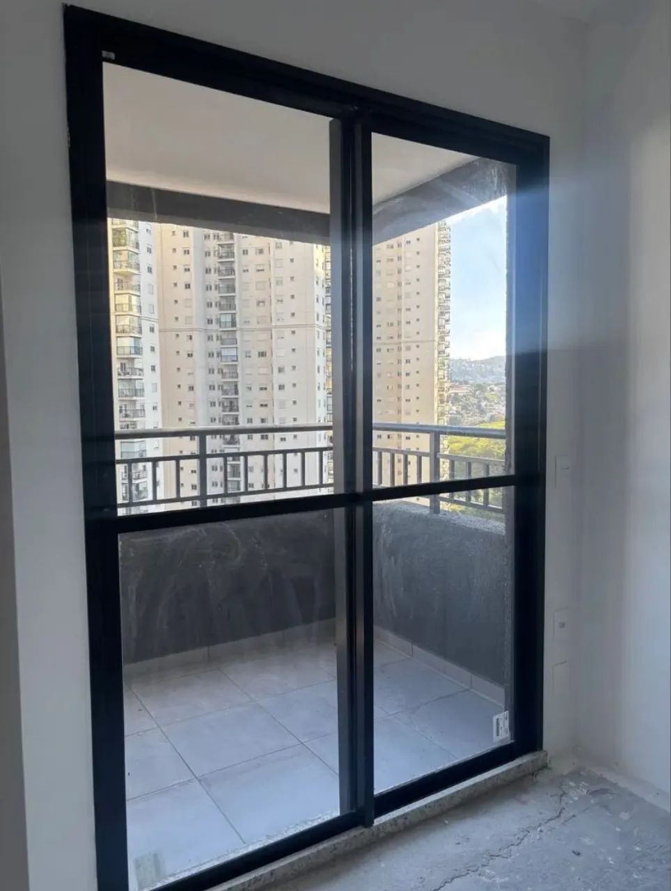 Porta alumínio 1,64 X 2,16