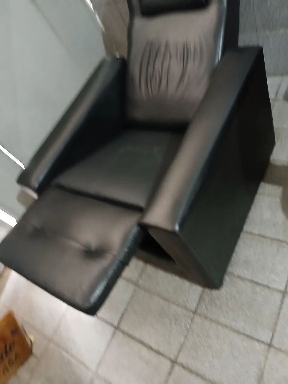Poltrona Reclinável Confortável.  370 R$
