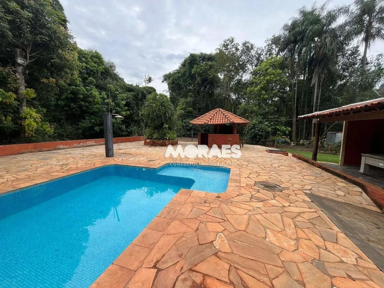 Chácara com 1 dormitório, 7000 m² - venda por R$ 550.000 ou aluguel por R$ 2.500/mês - Zon