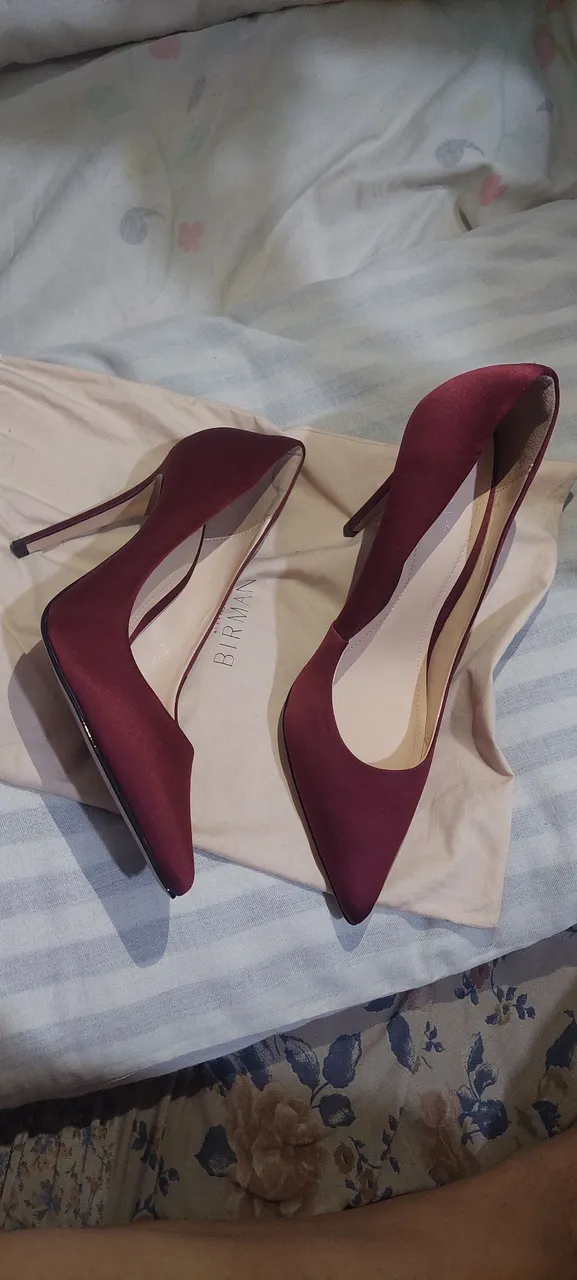 Sapatos de Salto Vermelhos Birman Dudalina