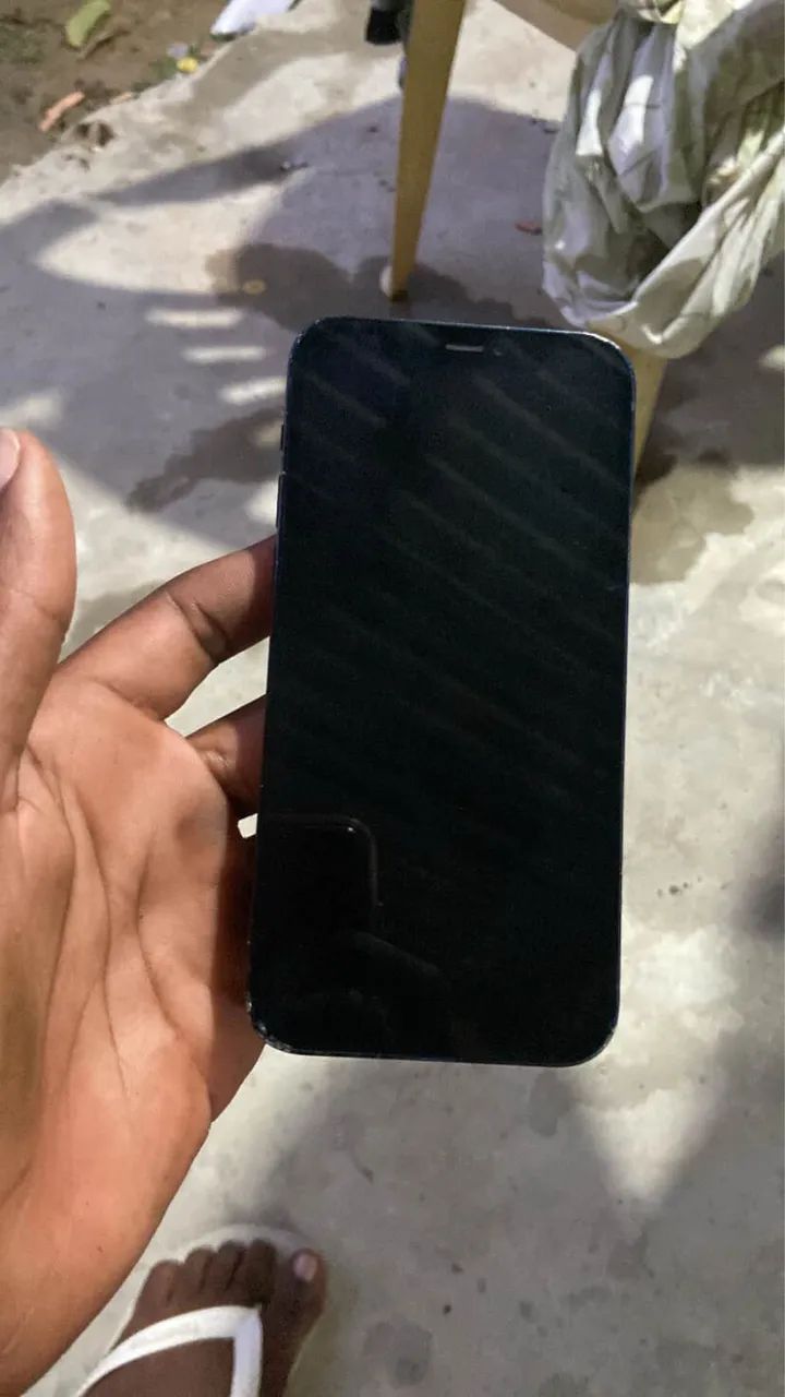 iPhone 12 todo funcionando  - Foto 2