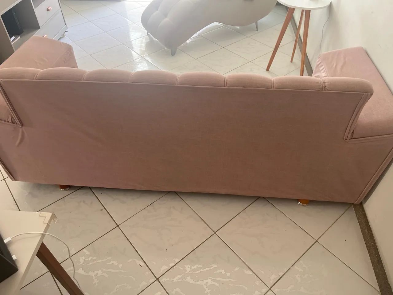Sofá 3 lugares rosa claro - Foto 3