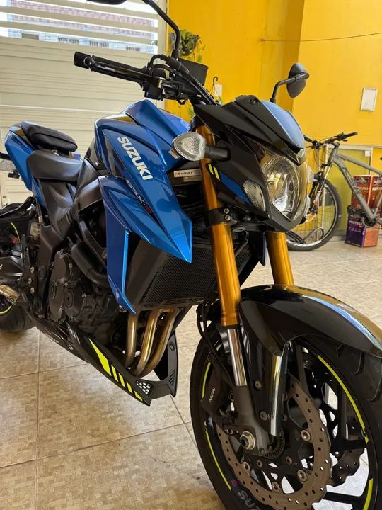 GSX S750 2022/23 - Foto 3