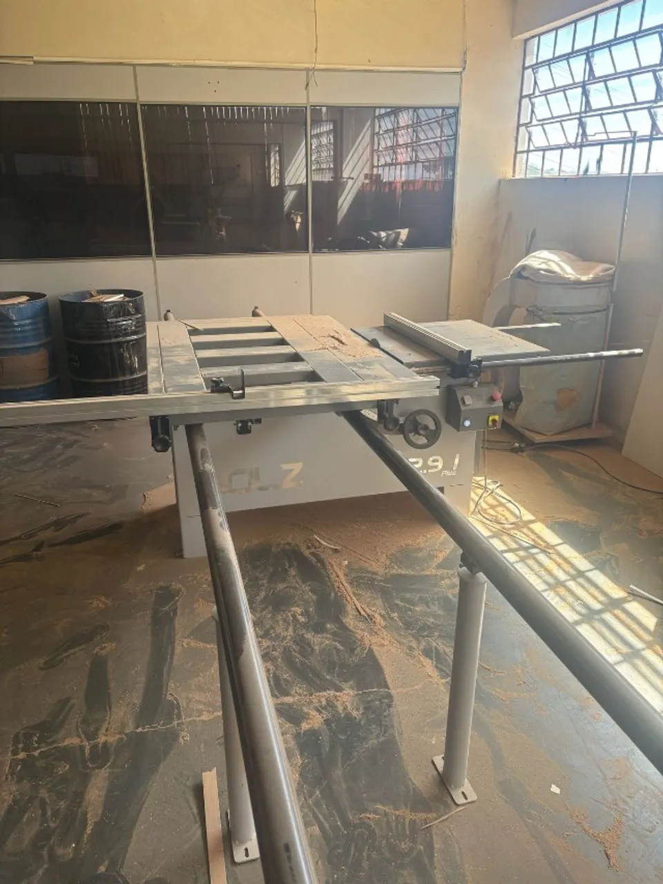 Esquadrejadera holz 2.9i + coletor de pó holz 3cv marcenaria