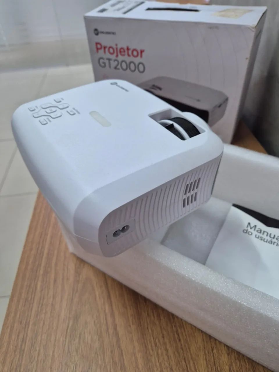 Projetor Goldentec Gt2000 Hd 720p Led 2000 Lumens - Foto 3
