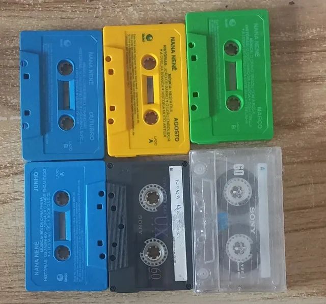  fitas cassetes com musicas sertaneja das antigas - Foto 3