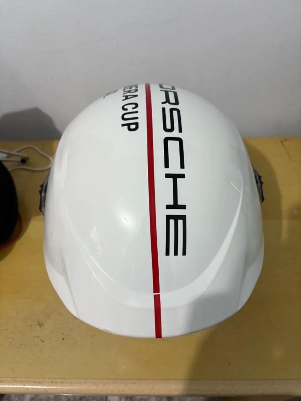 Capacete Porsche Cup 2024 - Foto 4