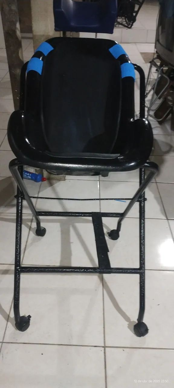 CADEIRA DE BANHO PARA CRIANCA ESPECIAL 
