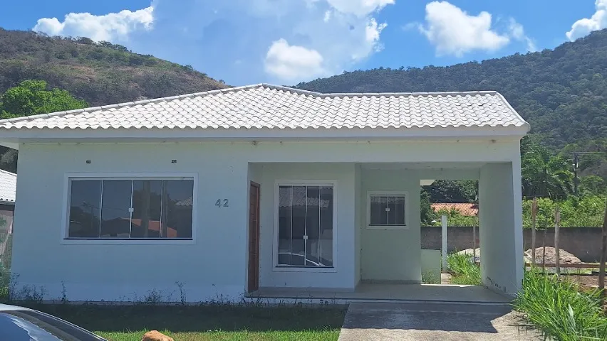 Linda Casa de 3 quartos no Condomínio Vivere Maricá