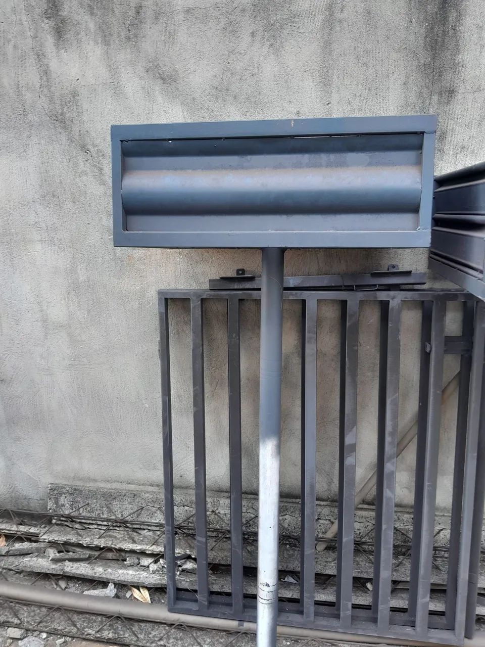 Trash cans 64311388536323122