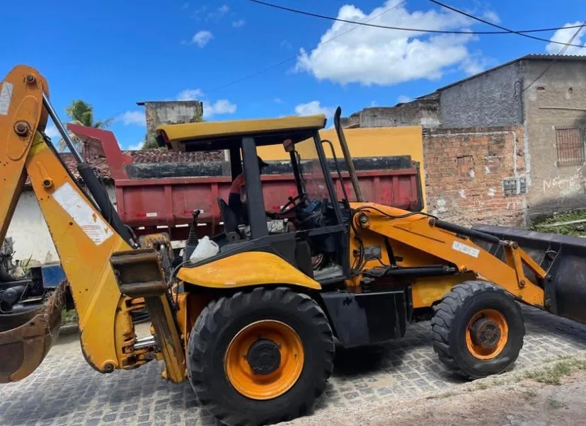Retroescavadeira JCB
