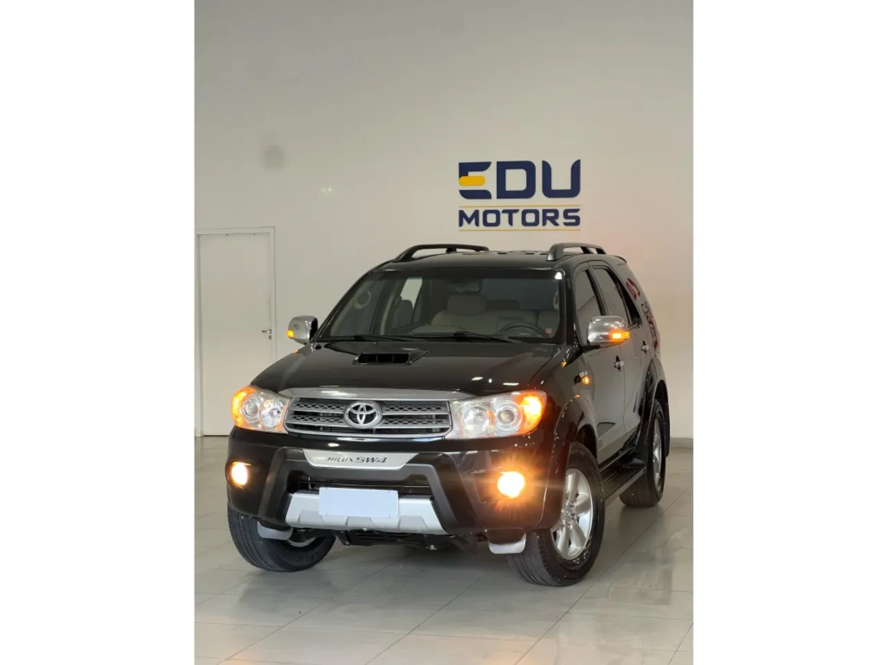 Toyota Hilux sw4 2010 3.0 srv 4x4 7 lugares 16v turbo intercooler diesel 4p automático