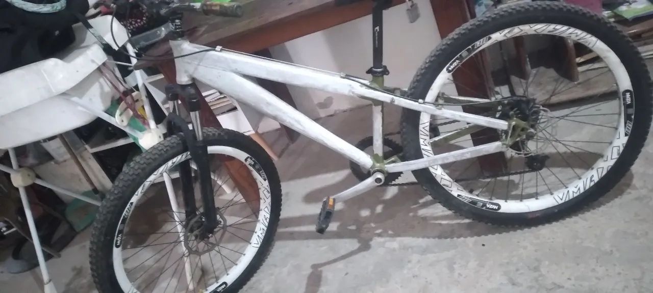 bicicleta vikingx tuff 38