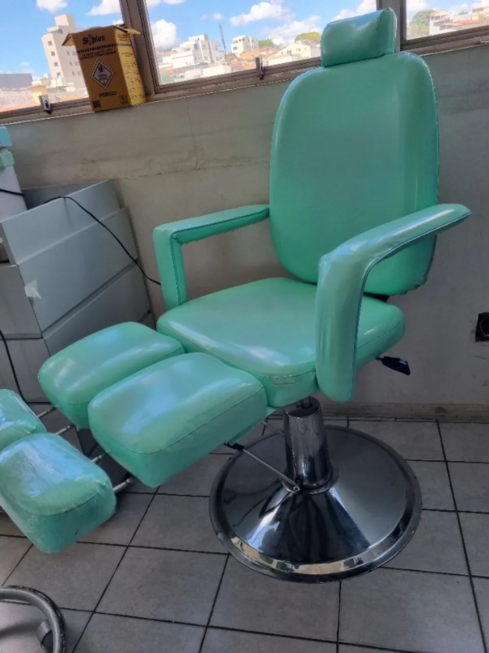 Cadeira biperna podologia, estética - Foto 2