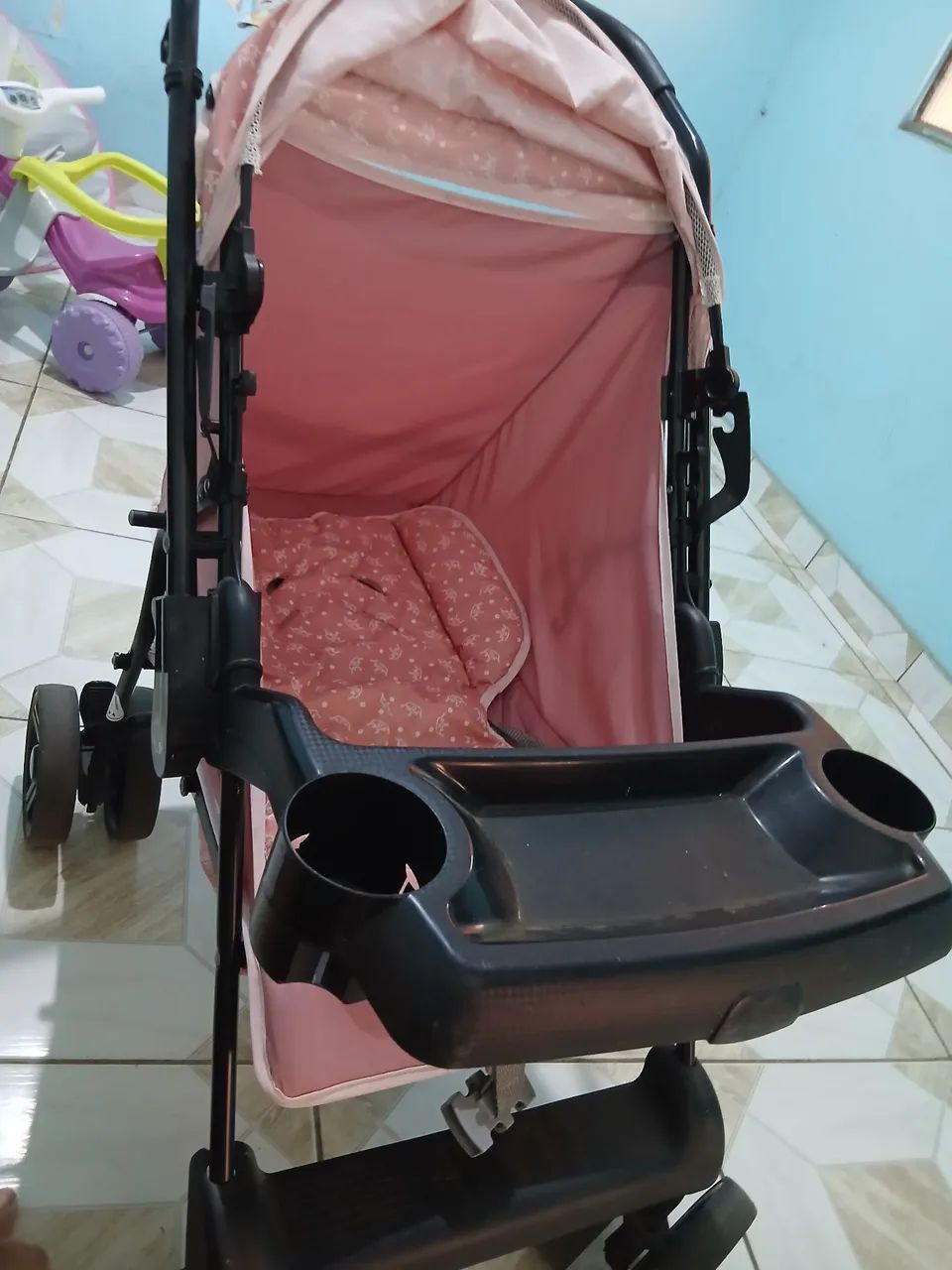VENDO -Carrinho De Bebê Rosa