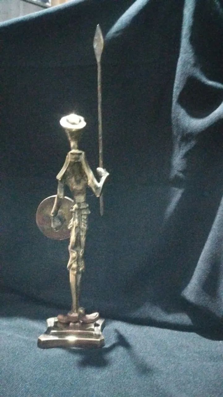 Dom Quixote em metal - Foto 3