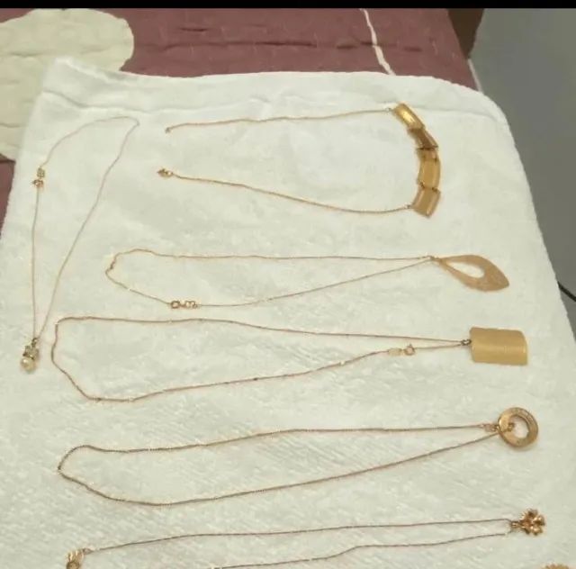 Joias da Rommel, brincos, correntes com pingentes, pulseiras. - Foto 3