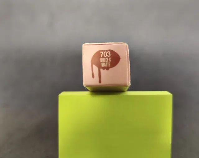 Batom líquido Kylie cosmetics dolce k matte - Foto 2