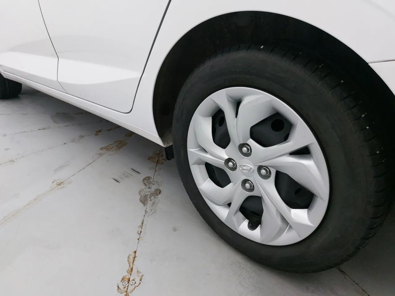 Hyundai HB20S Comfort Plus 1.0 TB Flex 12V Mec., foto 12 de 18