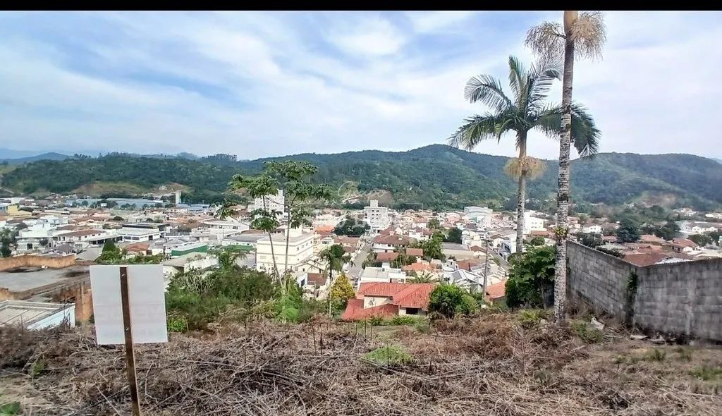 Terreno alto e amplo no Centro de Nova Trento - Foto 4