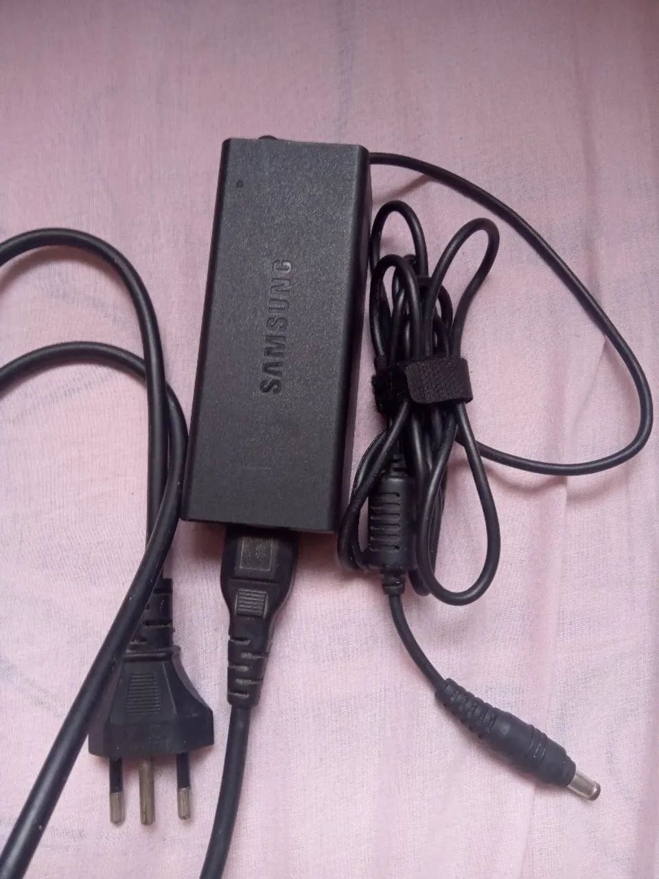 Carregador de Notebook  Samsung original 