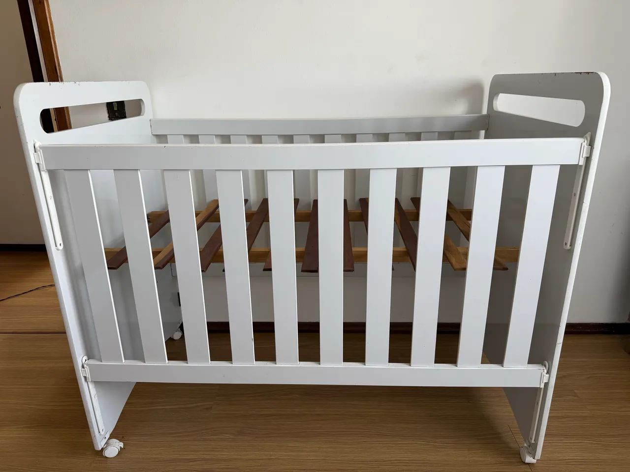 KIT QUARTO INFANTIL COMPLETO (GUARDA-ROUPA, CÔMODA E BERÇO) - Foto 3