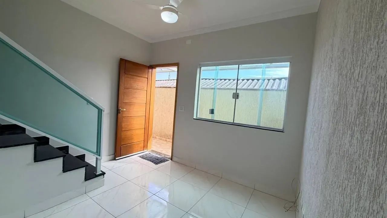 Vende sobrado com 2 quartos em Cidade São Mateus - São Paulo - SP