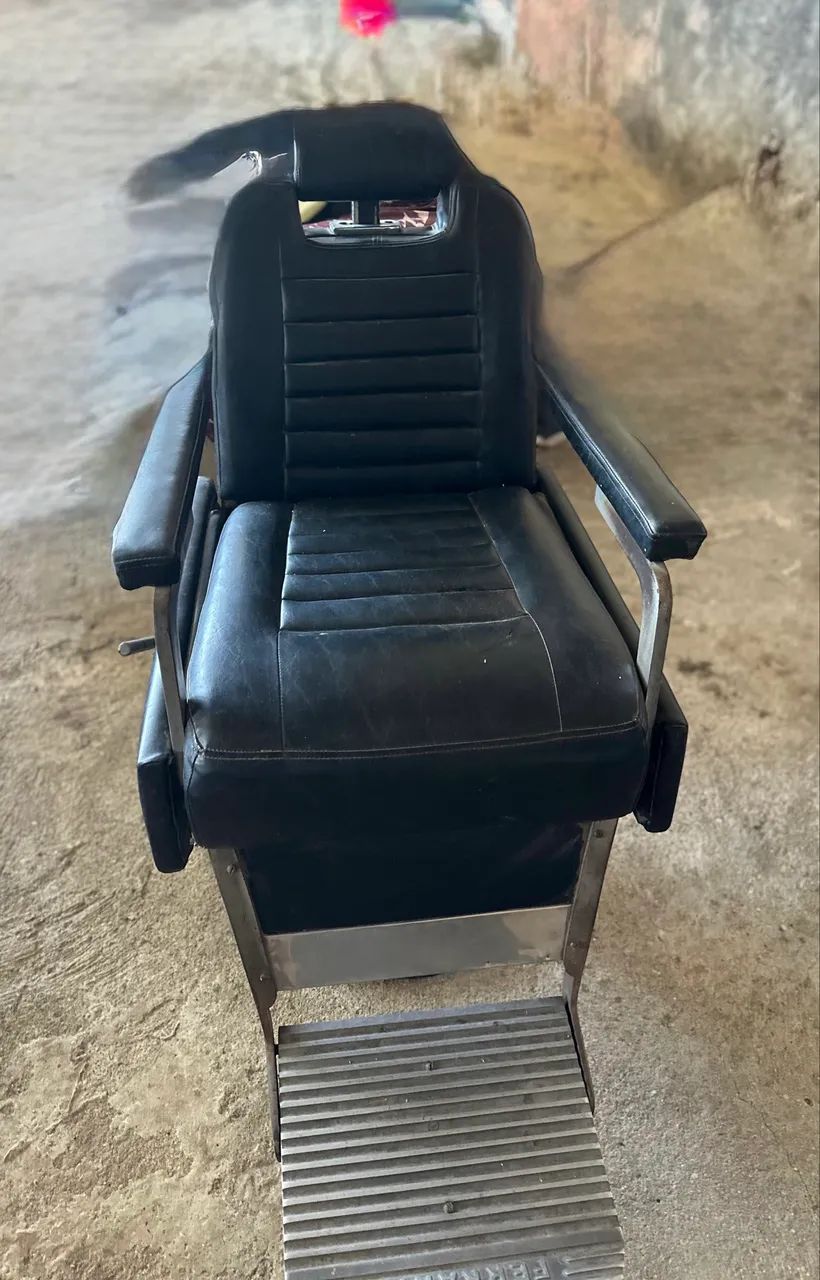 Cadeira de barbeiro reclinável  - Foto 4