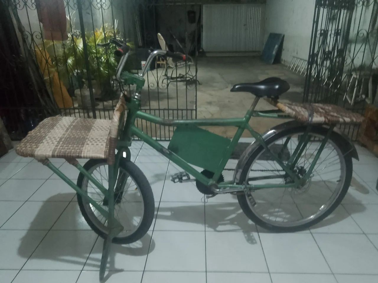 Bicicleta cargueira 