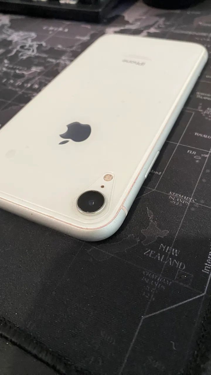 IPhone XR 64gb Branco  - Foto 3