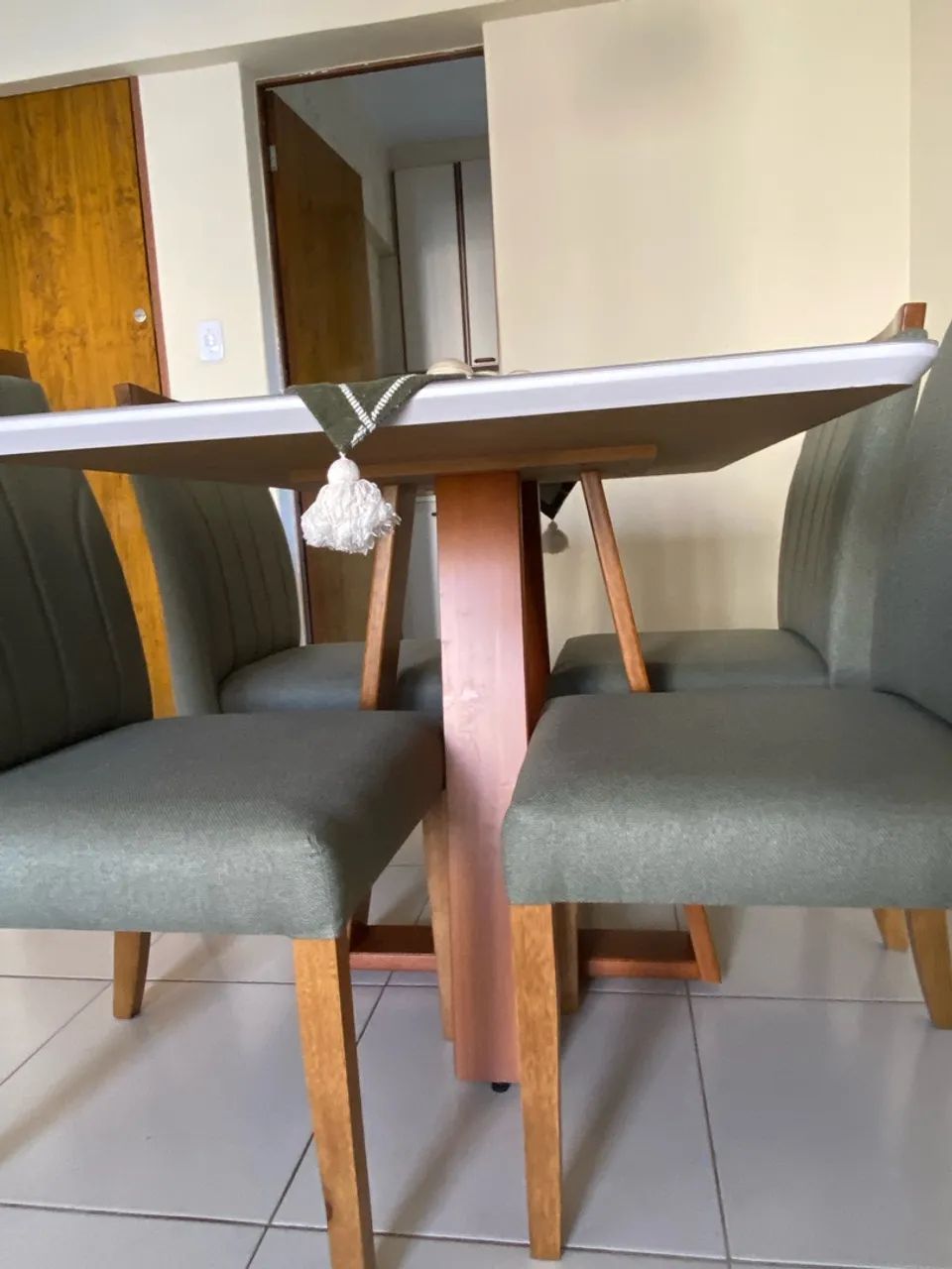 Mesa de jantar 4 lugares - Foto 4