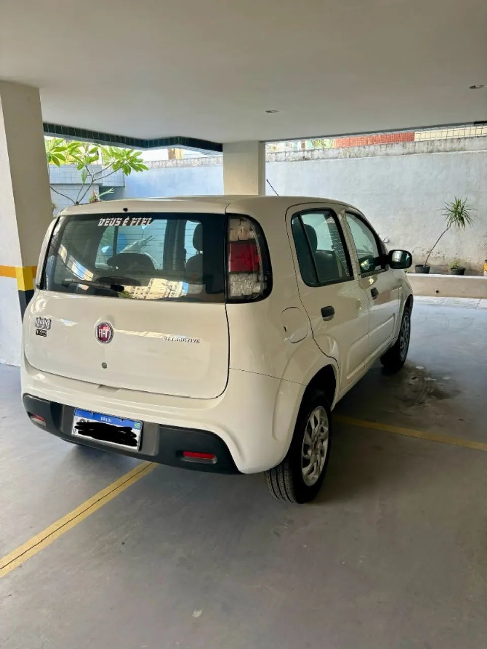 Fiat Uno Attractive 1.0 Flex 6V 5P 2017 - Foto 3
