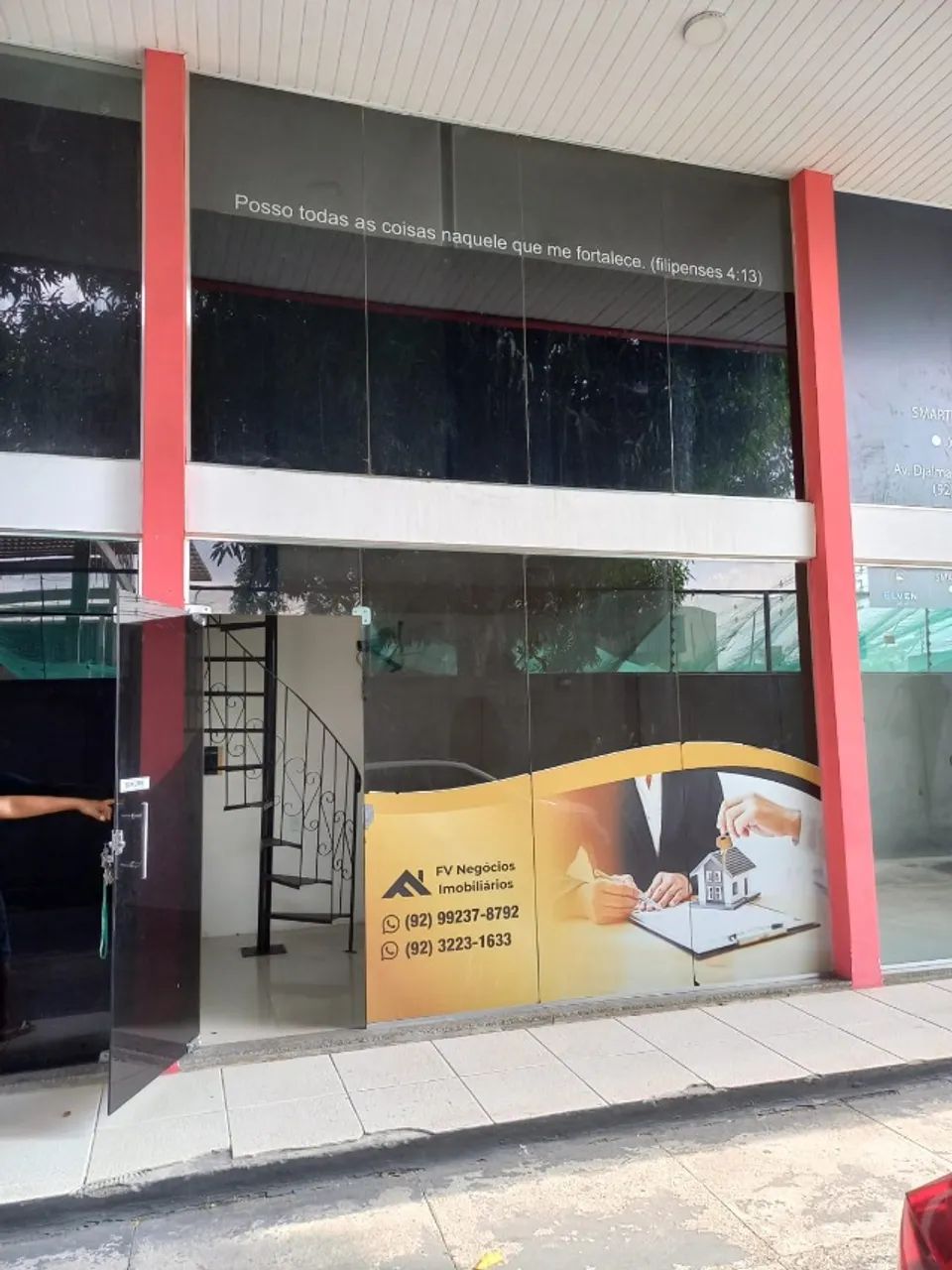 Alugo Sala comercial na Avenida Djalma Batista - Foto 2