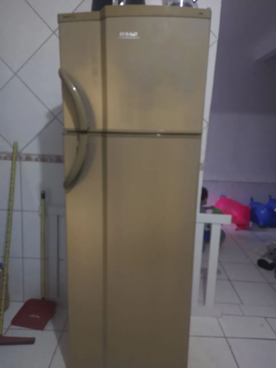 GELADEIRA FUNCIONANDO 
