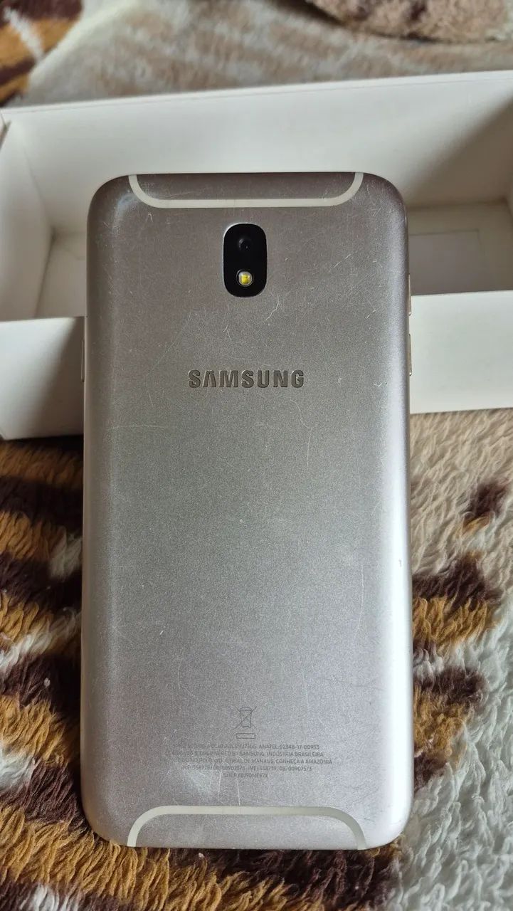 Celular samsumg galaxy J7 pro - Foto 3
