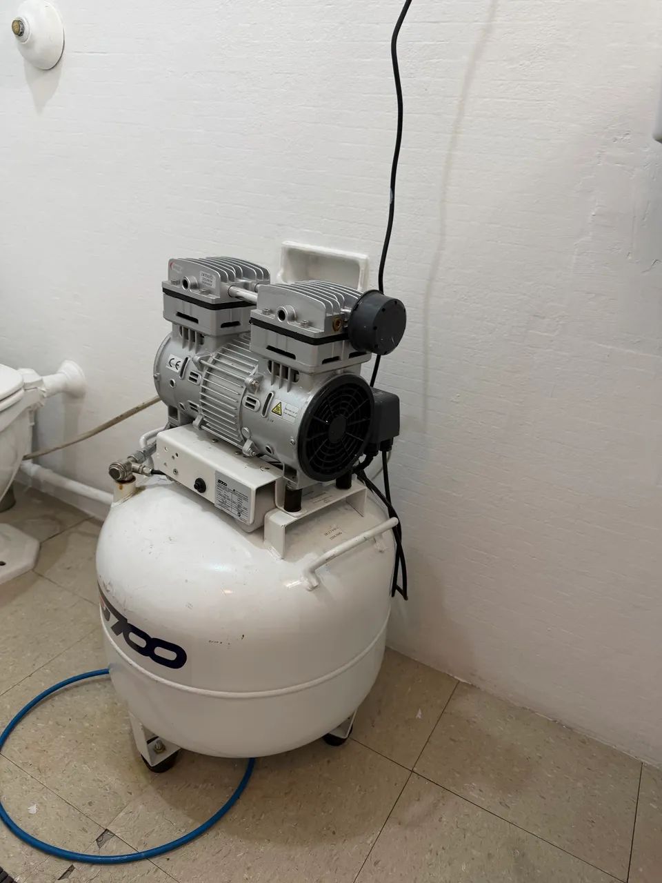 Compressor de clínica odontológica e Cadeida odontológica 15,500 - Foto 3