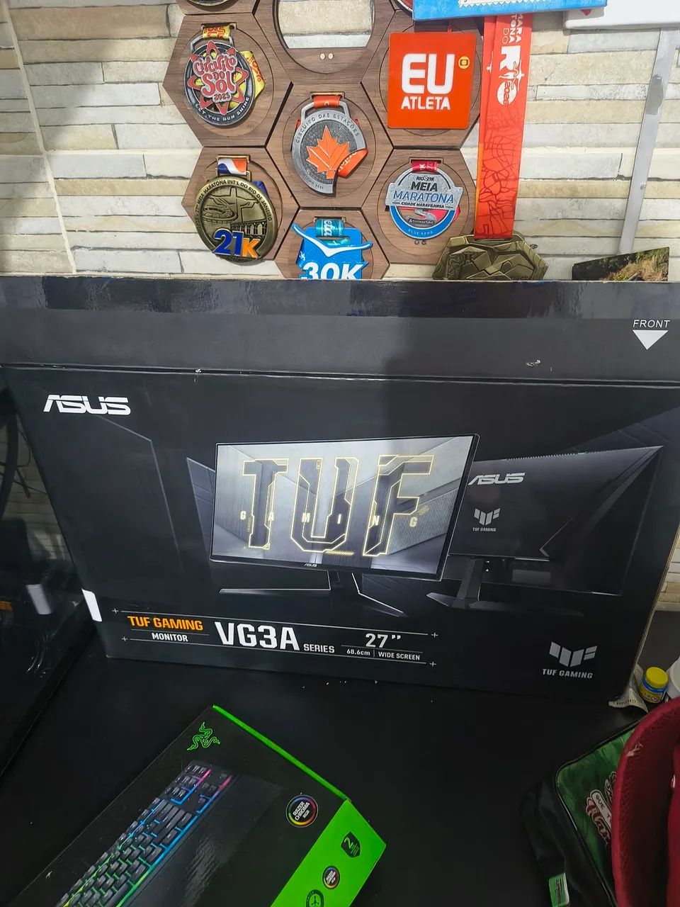 Monitor asus tuf 27 180hz novinho 