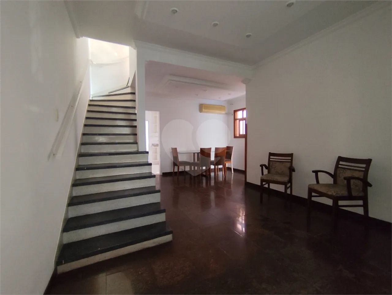 Casa com 2 quartos à venda em Embaré - SP