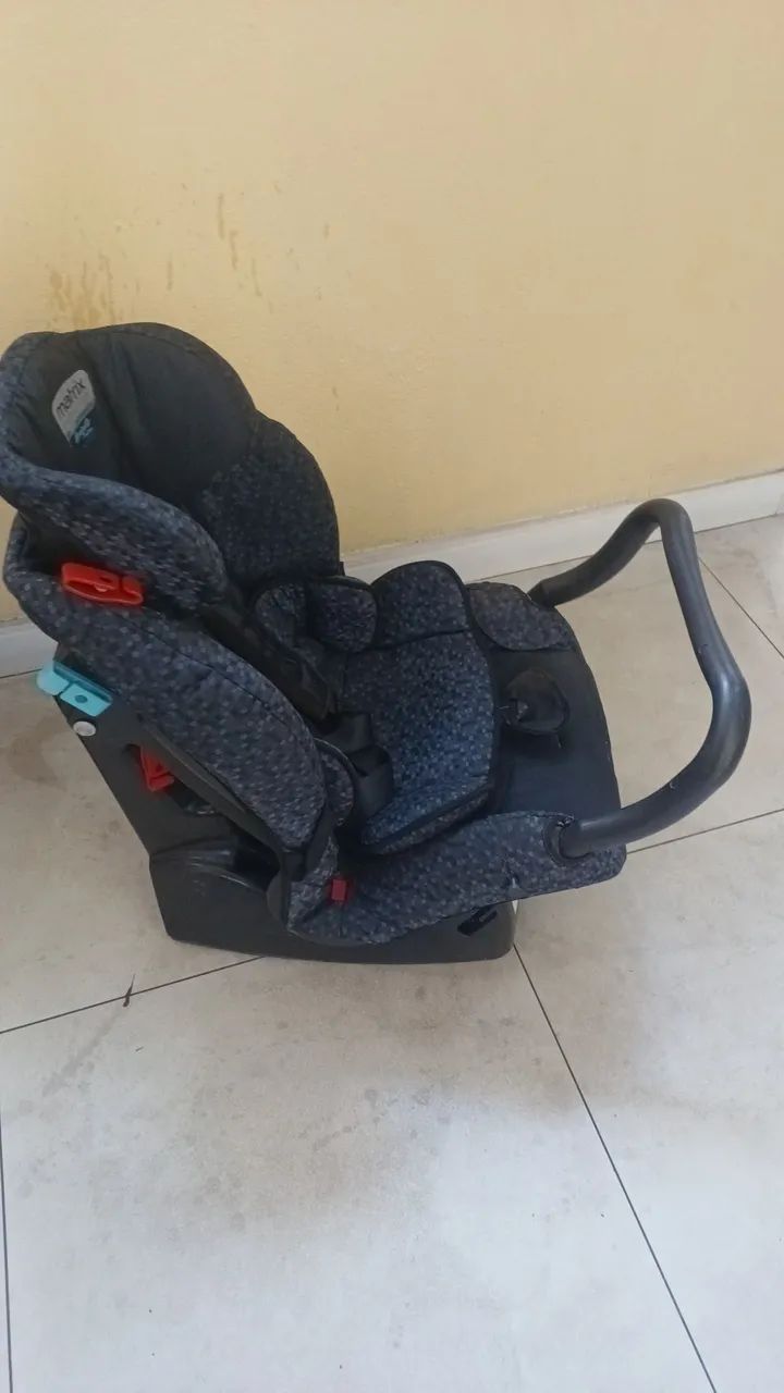 Vendo 02 cadeirinhas de carro - Foto 3