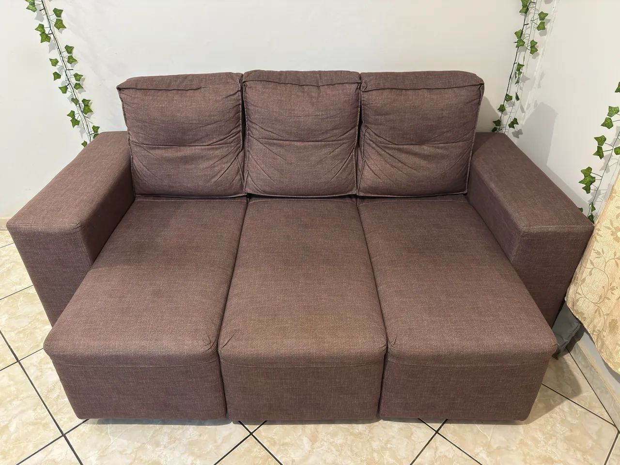 Sofá Três Lugares