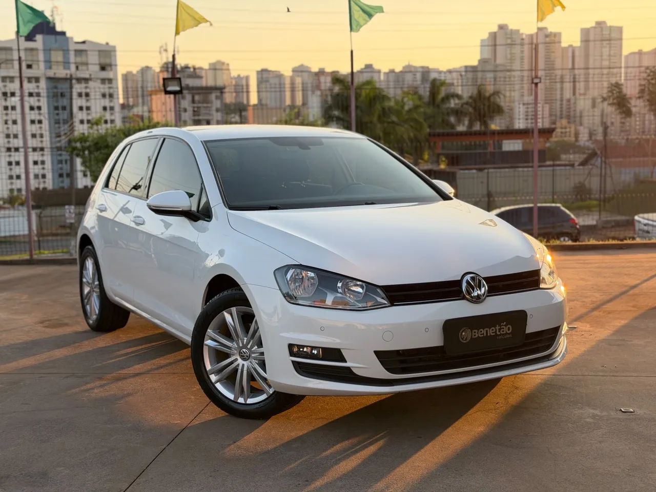 Volkswagen Golf Golf Comfortline 1.0 TSI Total Flex Mec. 2017