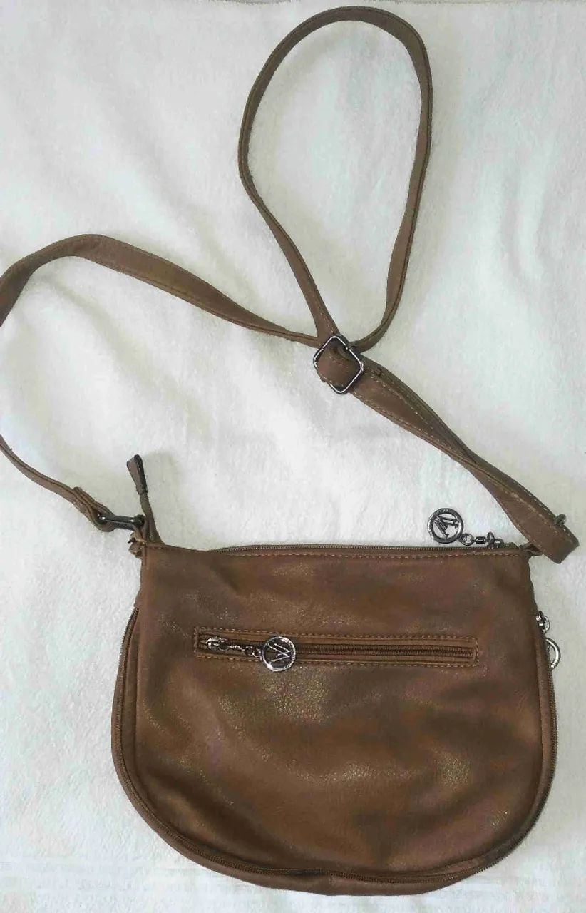 Bolsa com tachas - Foto 2