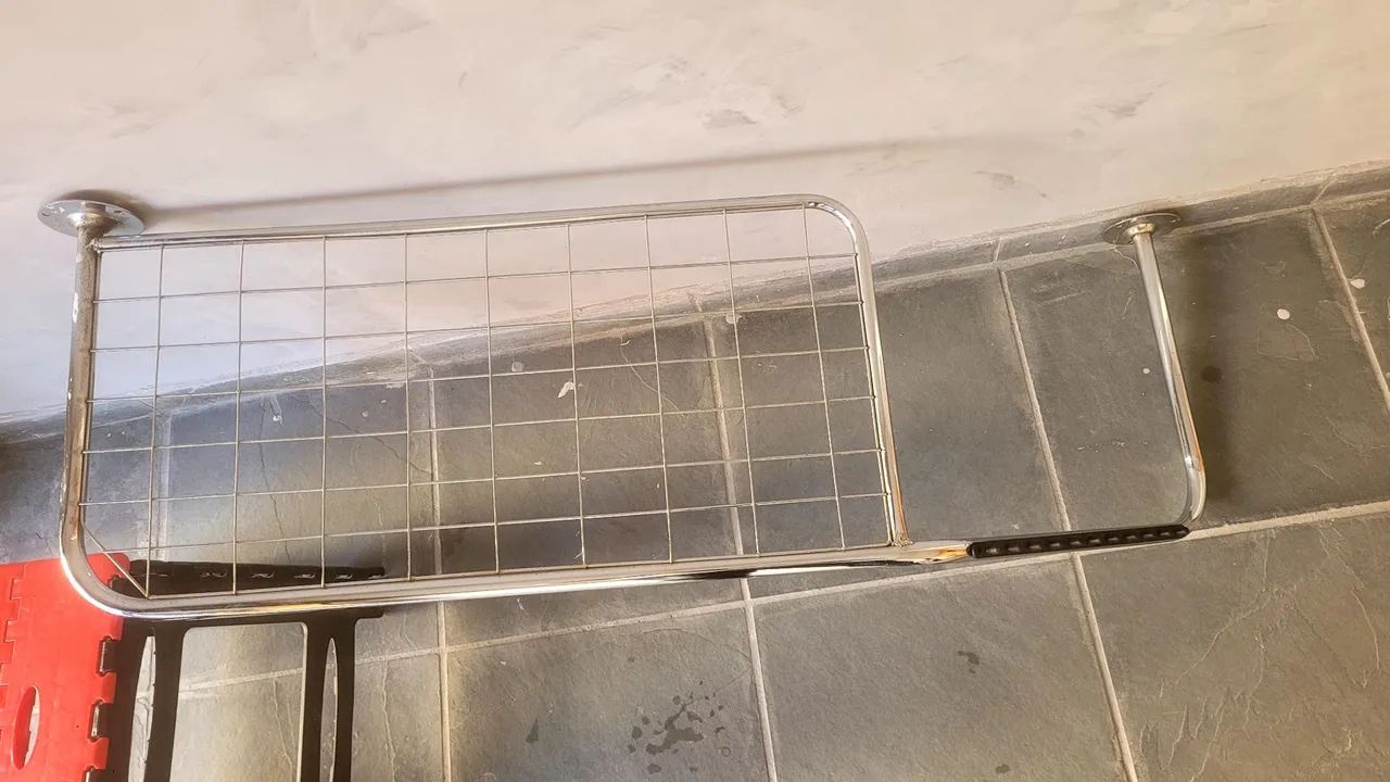 Arara de Parede Para Roupas  - Foto 3