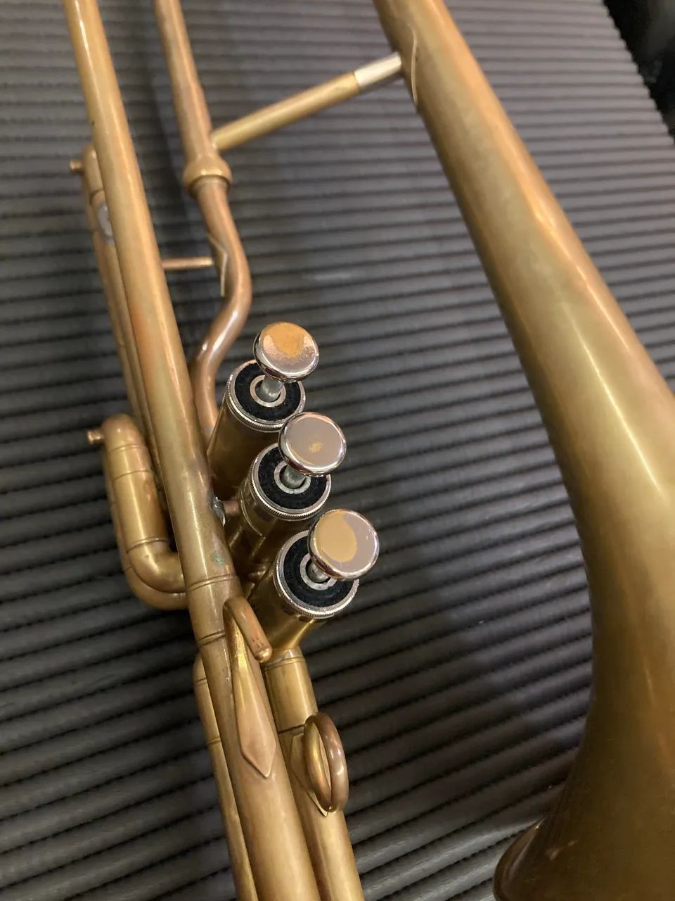 Trombone Sib Longo - Foto 2