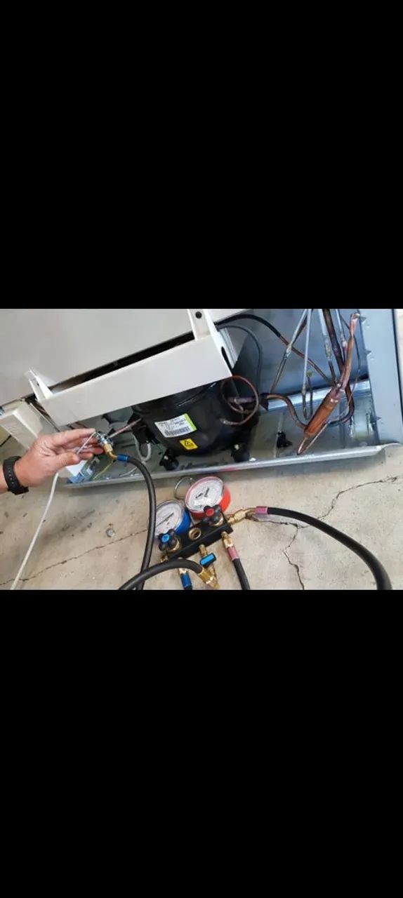 Serviço de refrigeração de geladeira em geral 