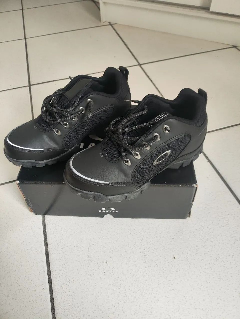 Tênis Oakley  - Foto 4