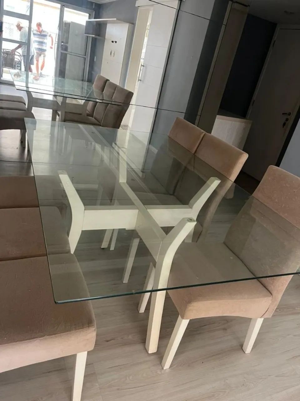 Mesa de vidro mais 6 cadeiras - Foto 2