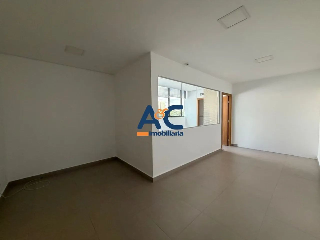 Sala comercial no bairro Jaraguá - Foto 2
